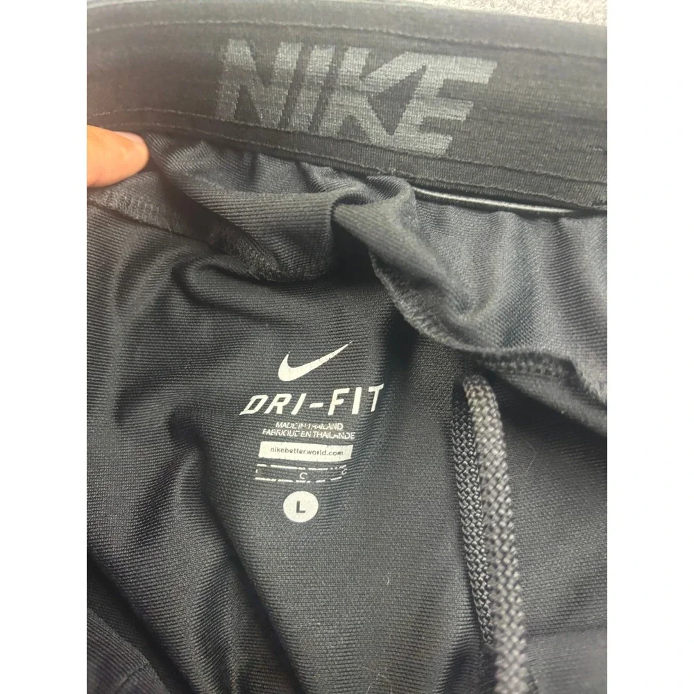 Nike Dri-FIT Shorts Mens Large Black Swoosh Logo Athletic Gym Training 66218